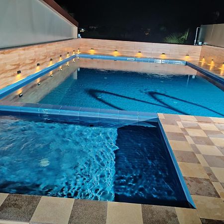 Hotel Newline Orchid Гуруваюр Экстерьер фото
